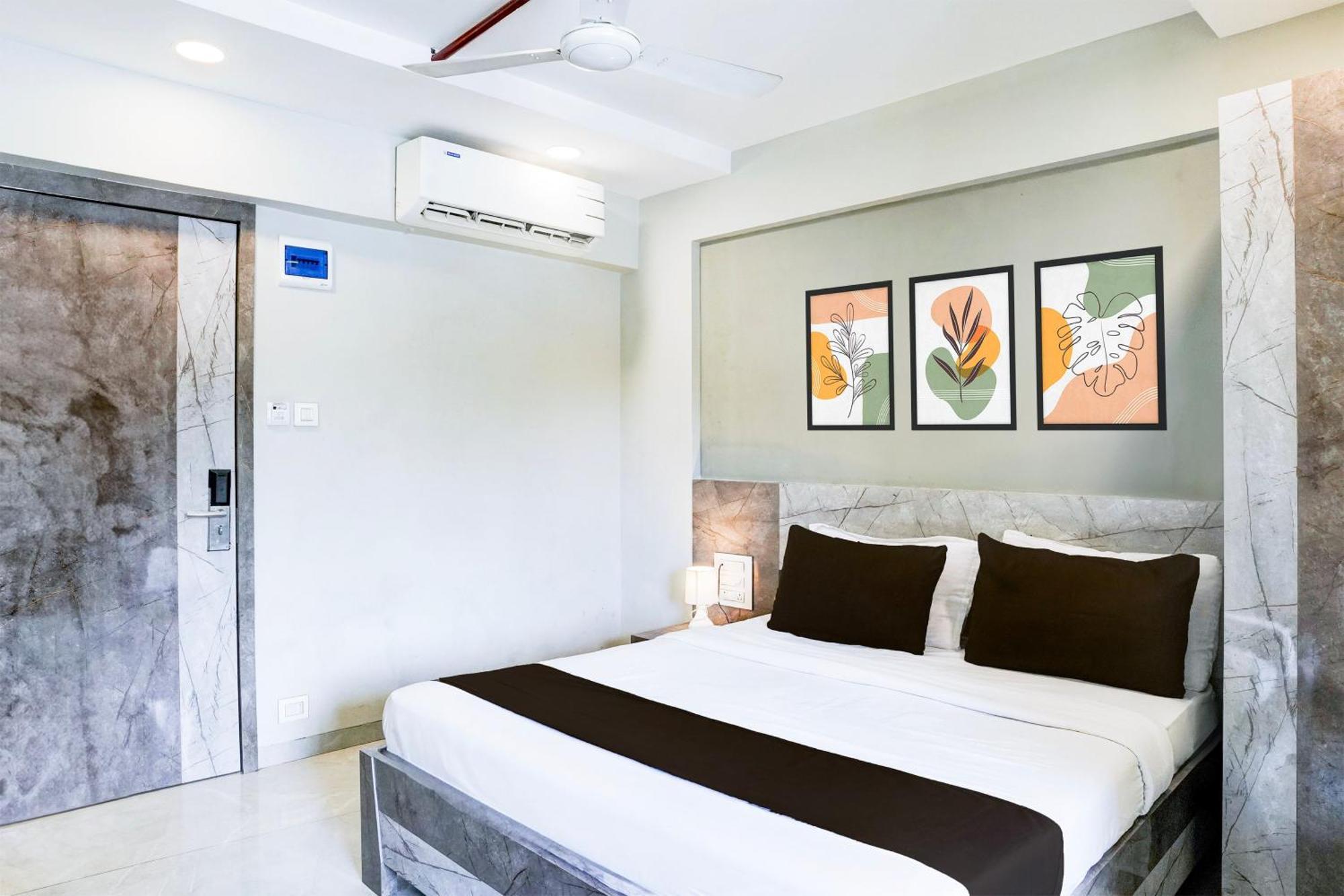 Hotel Super Townhouse Oak Vashi Turambhe Exteriér fotografie